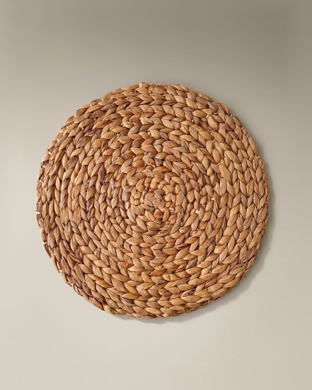 Woven Charger
